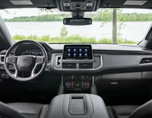 chevrolet_suburban_1